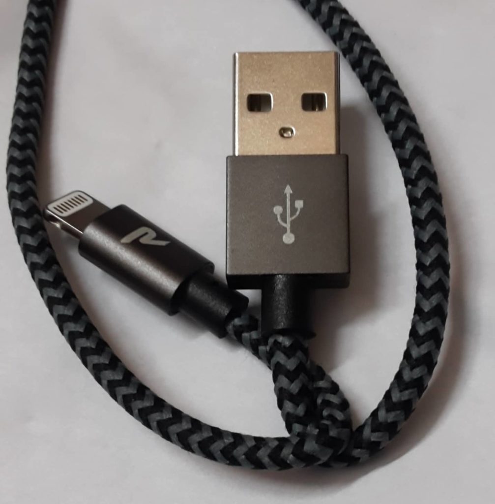 Bent lightning to usb cable